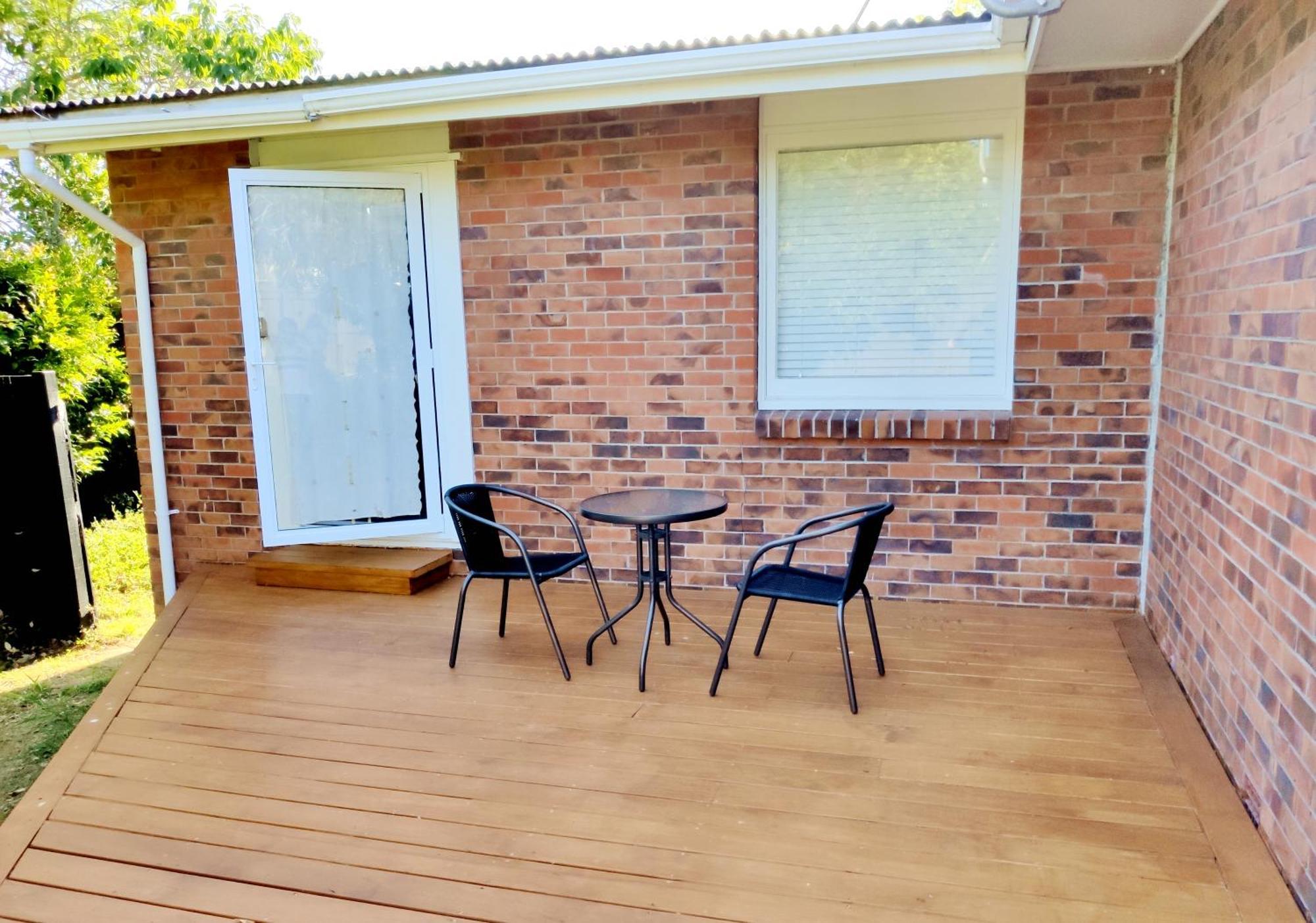 Separate Entry Guest Room With Private Bathroom In Forrest Hill Auckland Eksteriør billede
